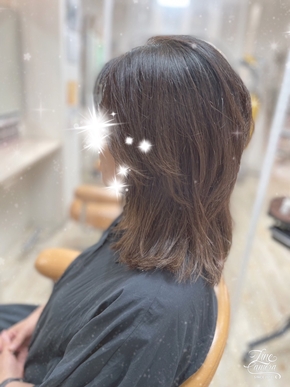 ヘナカラーと今回はカットもさせて頂きました